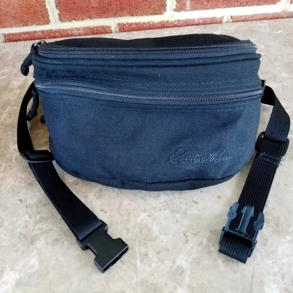 🎉HP🎉 Eddie Bauer Black Waist Pack / Fanny Pack - Picture 7 of 7